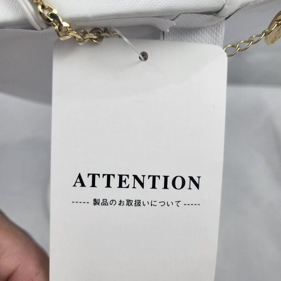 NWT Gold Tone Necklace with Pearl like Beads and Crystals - Picture 3 of 3